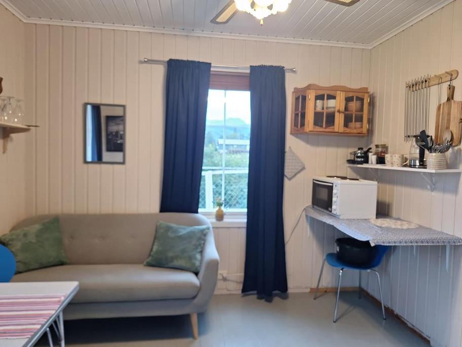 Farmroom With Sauna And Aurora ナルヴィク エクステリア 写真